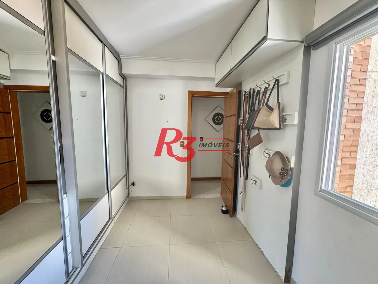 Apartamento com 3 dormitórios para alugar, 160 m² por R$ 12.000,00/mês - Gonzaga - Santos/SP