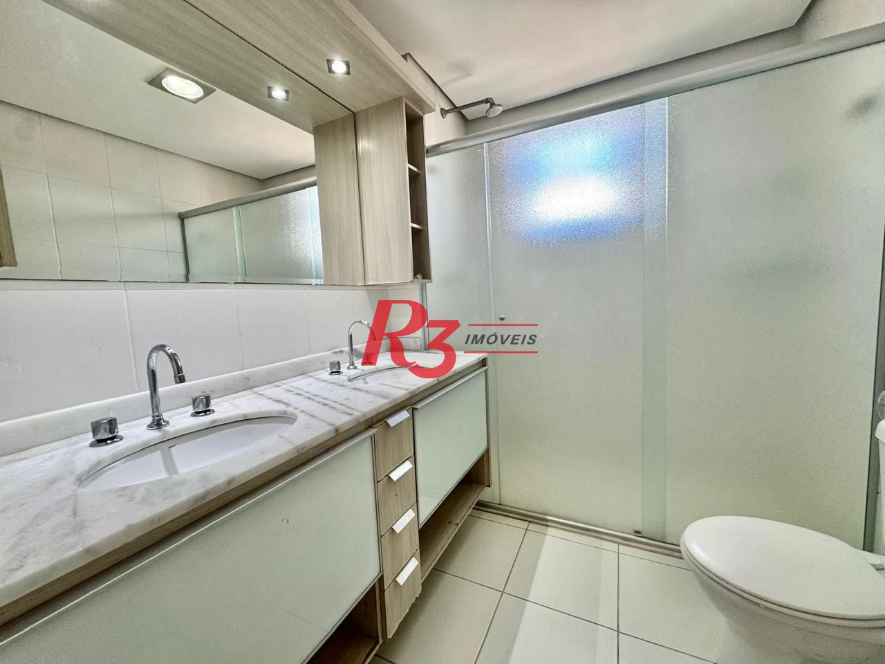 Apartamento com 3 dormitórios para alugar, 159 m² por R$ 10.000,00/mês - Gonzaga - Santos/SP