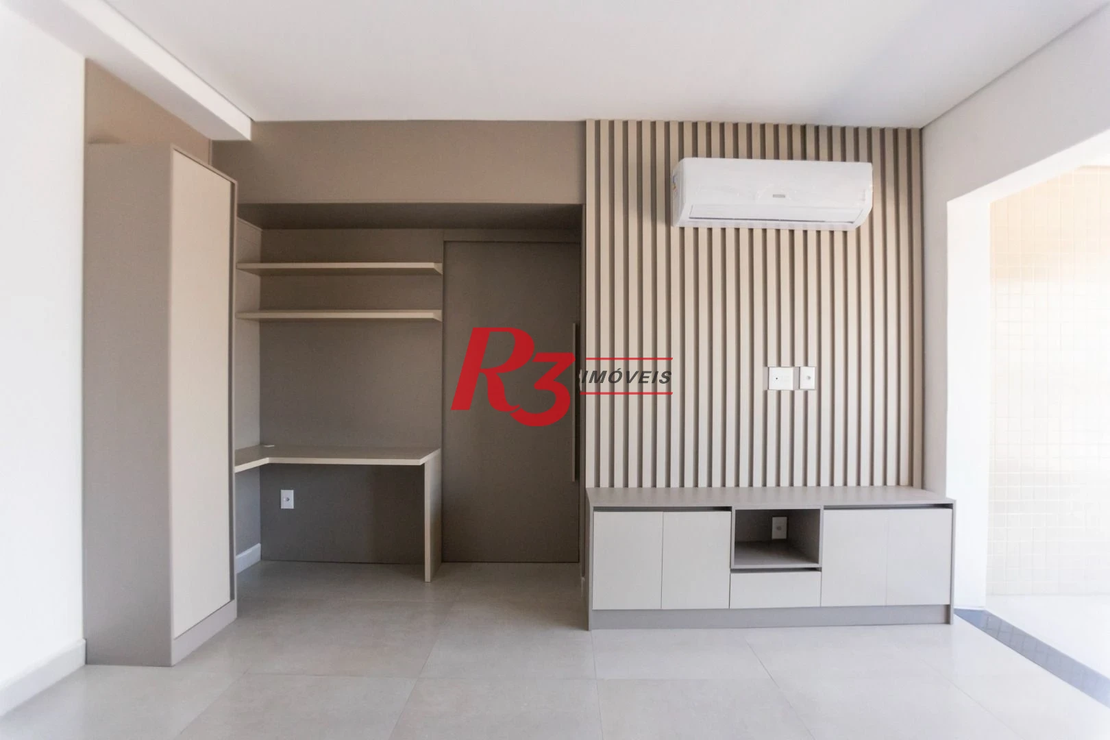 Apartamento com 2 dormitórios à venda, 65 m² por R$ 1.150.000,00 - Ponta da Praia - Santos/SP