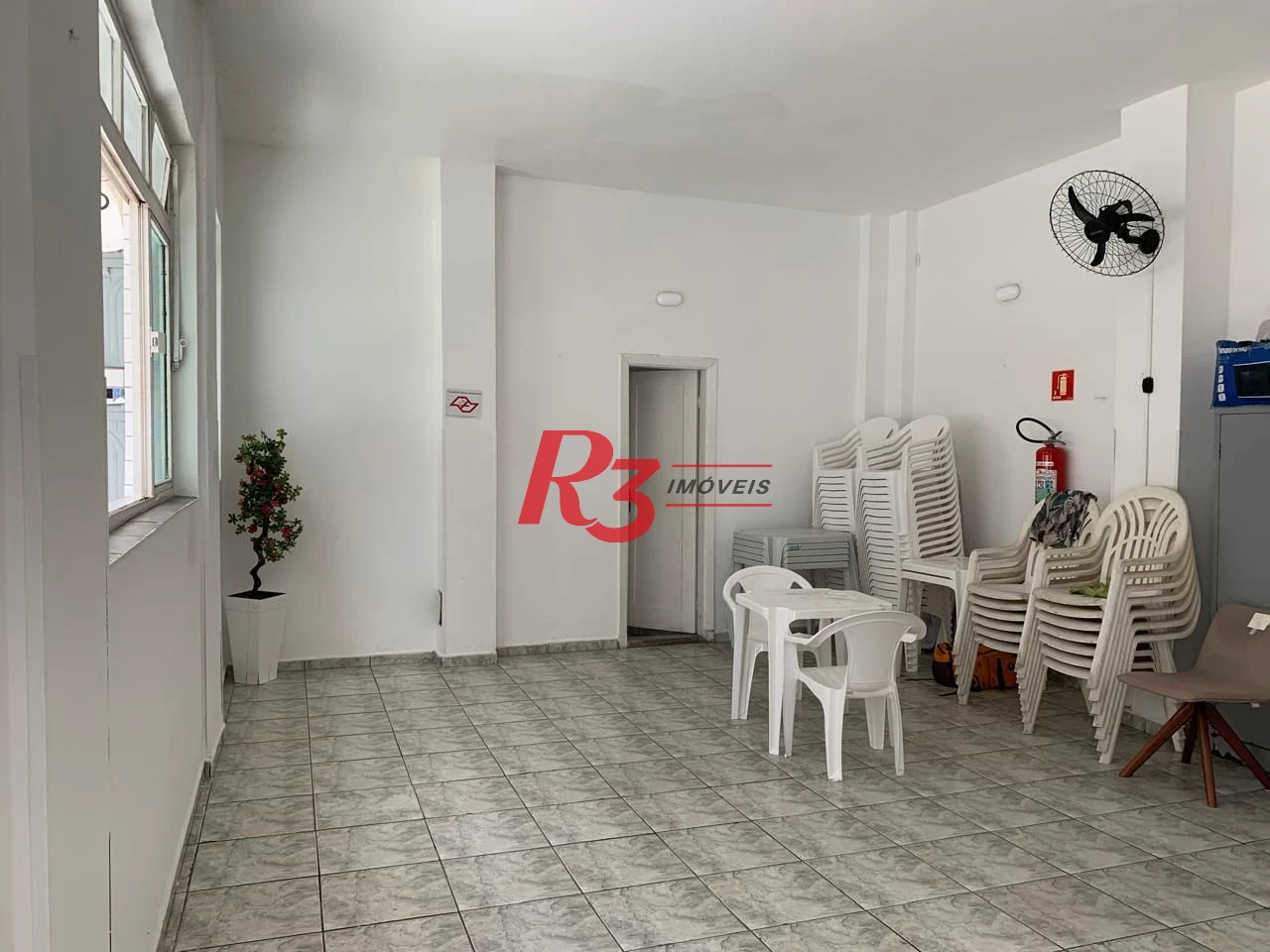 Apartamento à venda, 30 m² por R$ 300.000,00 - Boqueirão - Santos/SP
