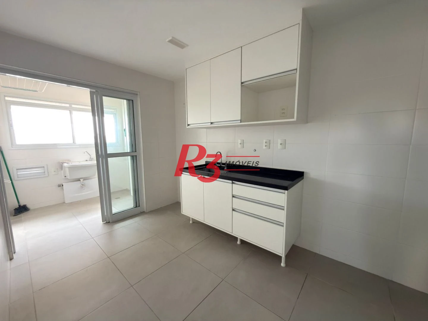 Apartamento para alugar, 143 m² por R$ 13.000,08/mês - Boqueirão - Santos/SP