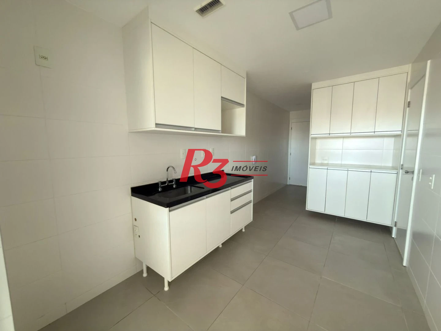 Apartamento para alugar, 143 m² por R$ 13.000,08/mês - Boqueirão - Santos/SP