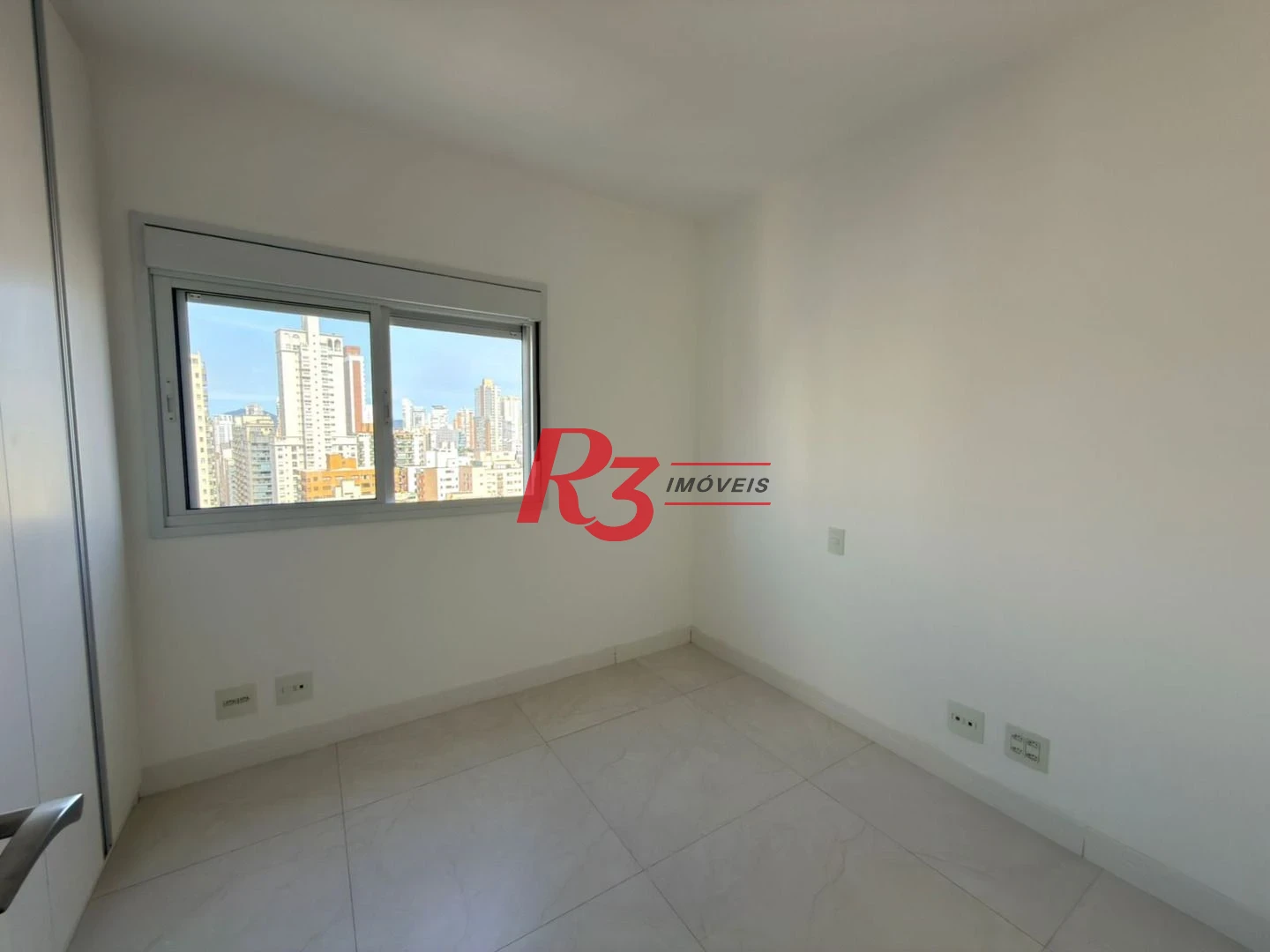 Apartamento para alugar, 143 m² por R$ 13.000,08/mês - Boqueirão - Santos/SP