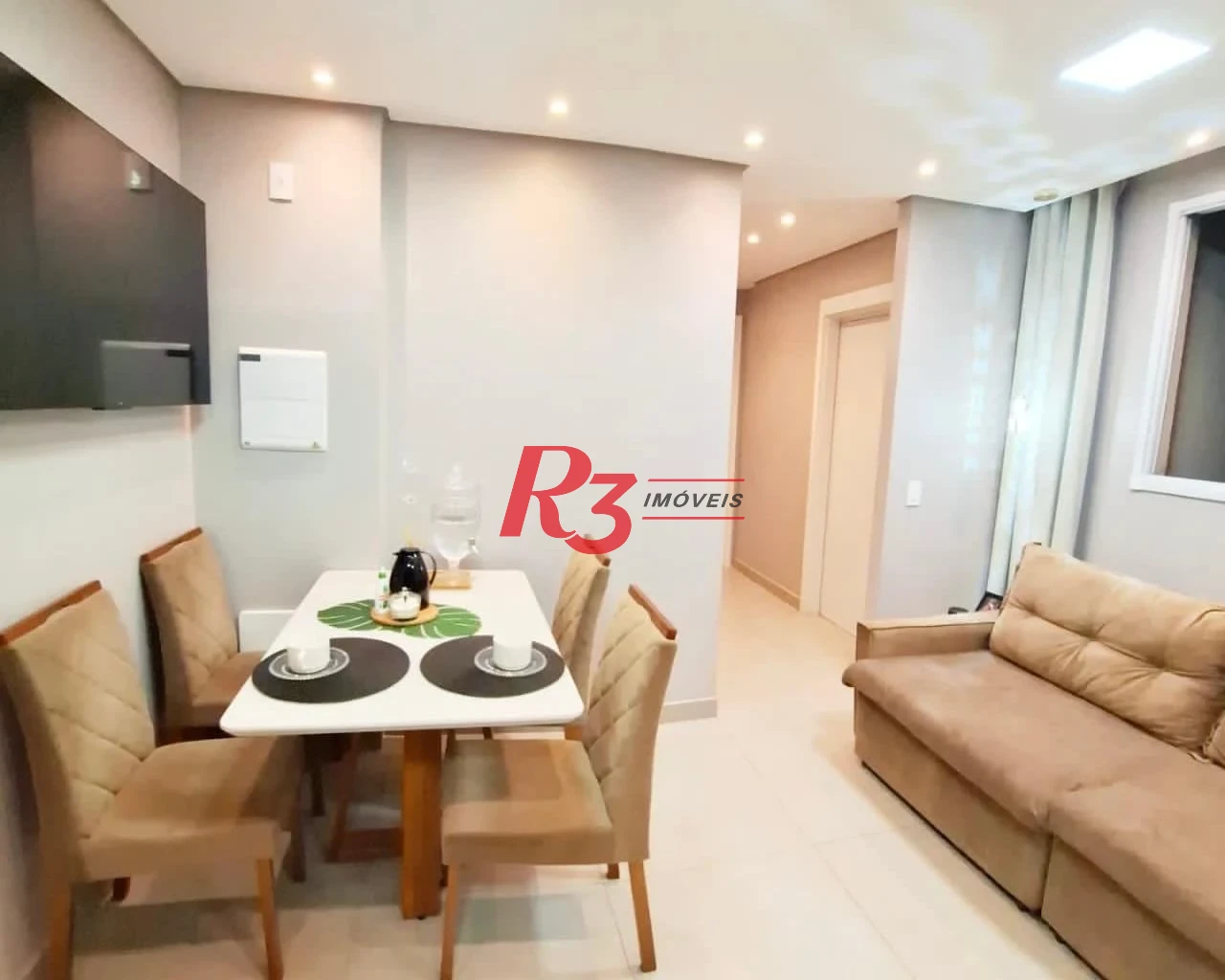 Apartamento com 2 dormitórios à venda, 45 m² por R$ 352.000,00 - Castelo - Santos/SP