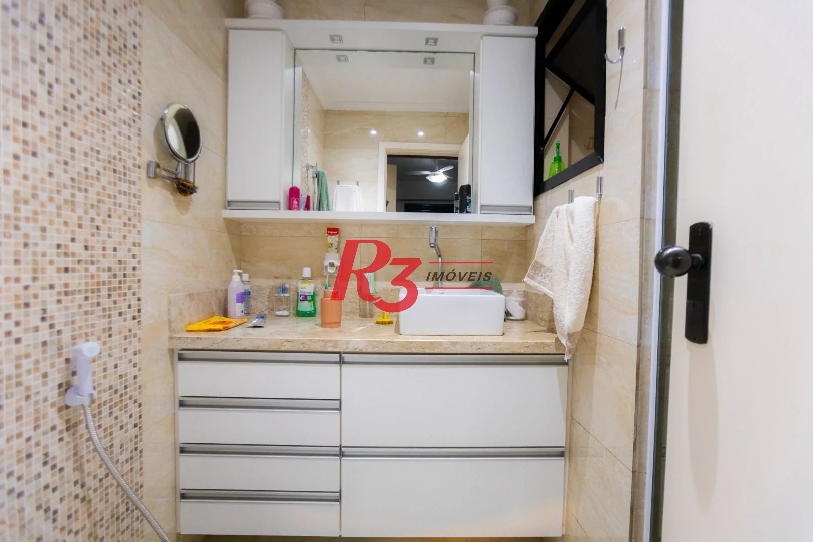 Apartamento com 3 dormitórios à venda, 169 m² por R$ 990.000,00 - Boqueirão - Santos/SP