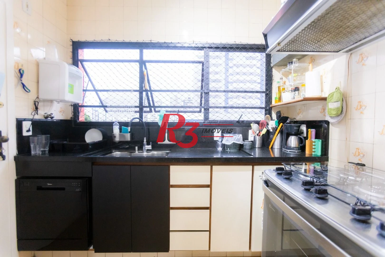 Apartamento com 3 dormitórios à venda, 169 m² por R$ 990.000,00 - Boqueirão - Santos/SP