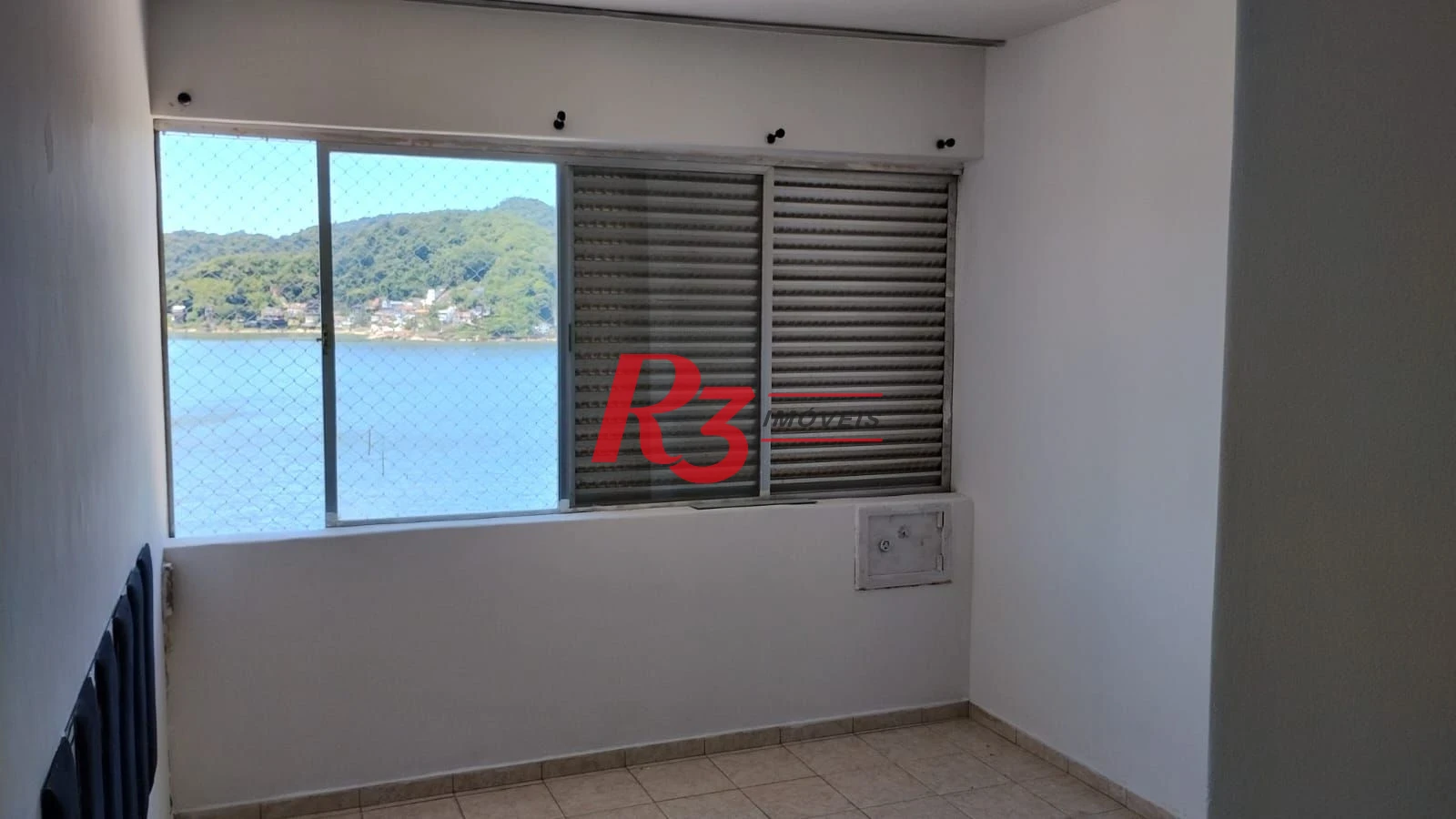 Apartamento com 3 dormitórios à venda, 125 m² por R$ 410.000,00 - Centro - São Vicente/SP