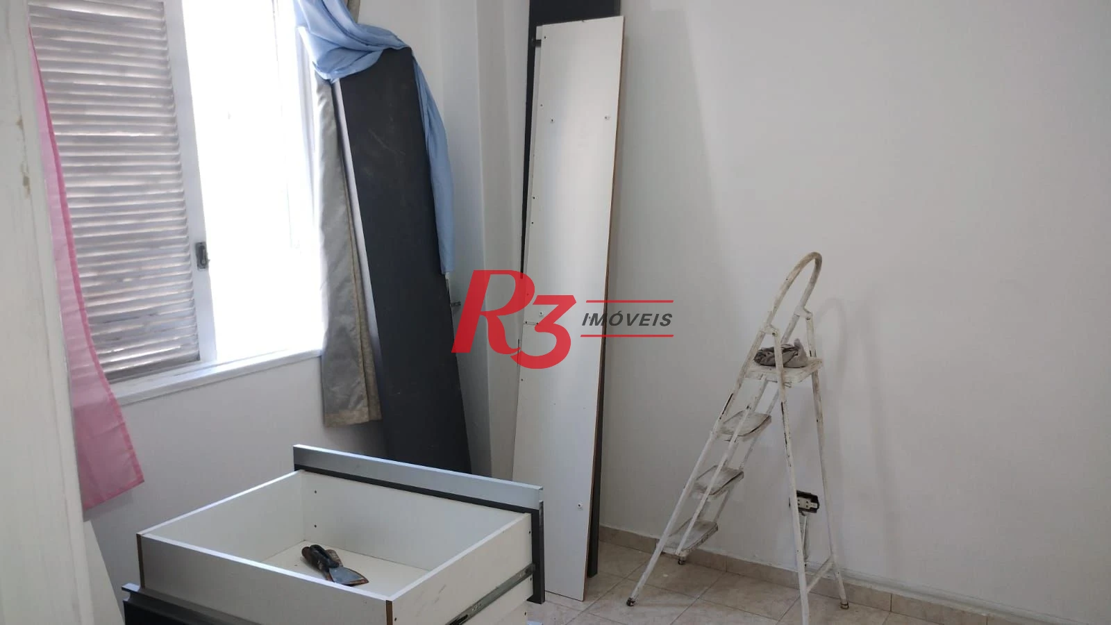 Apartamento com 3 dormitórios à venda, 125 m² por R$ 410.000,00 - Centro - São Vicente/SP