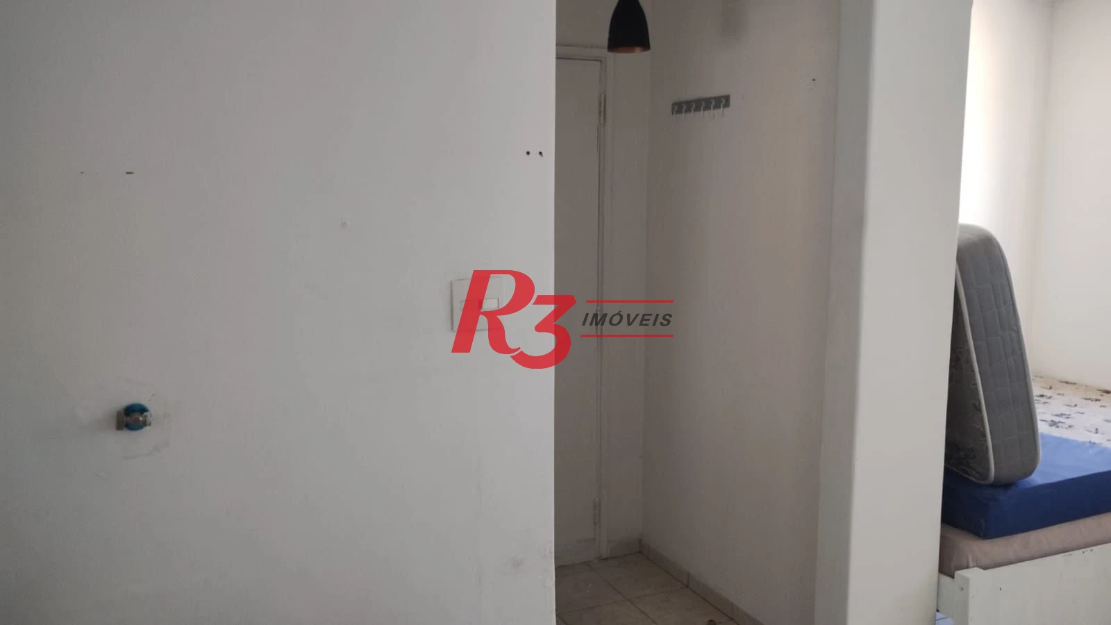 Apartamento com 3 dormitórios à venda, 125 m² por R$ 410.000,00 - Centro - São Vicente/SP