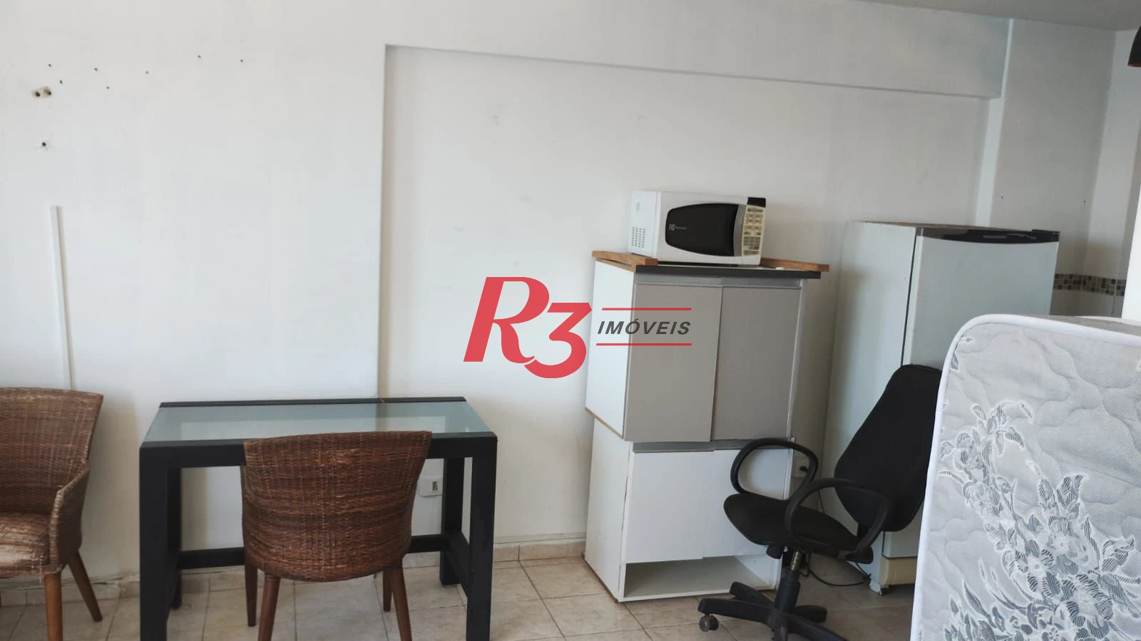 Apartamento com 3 dormitórios à venda, 125 m² por R$ 410.000,00 - Centro - São Vicente/SP