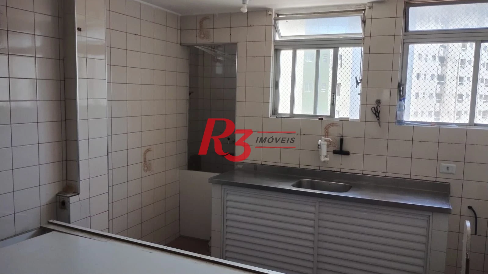 Apartamento com 3 dormitórios à venda, 125 m² por R$ 410.000,00 - Centro - São Vicente/SP