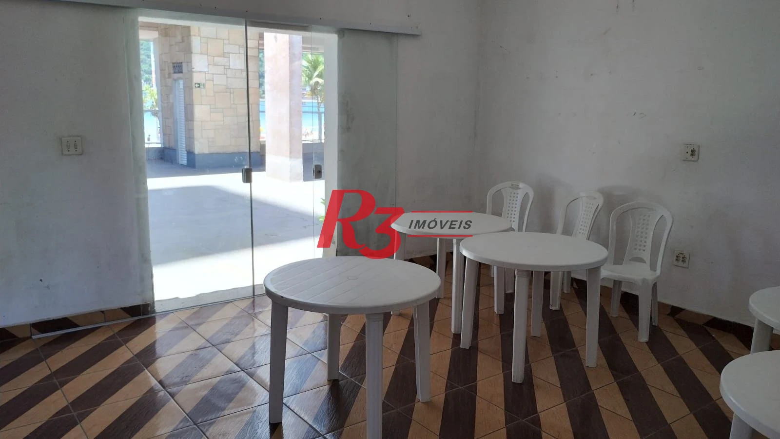 Apartamento com 3 dormitórios à venda, 125 m² por R$ 410.000,00 - Centro - São Vicente/SP