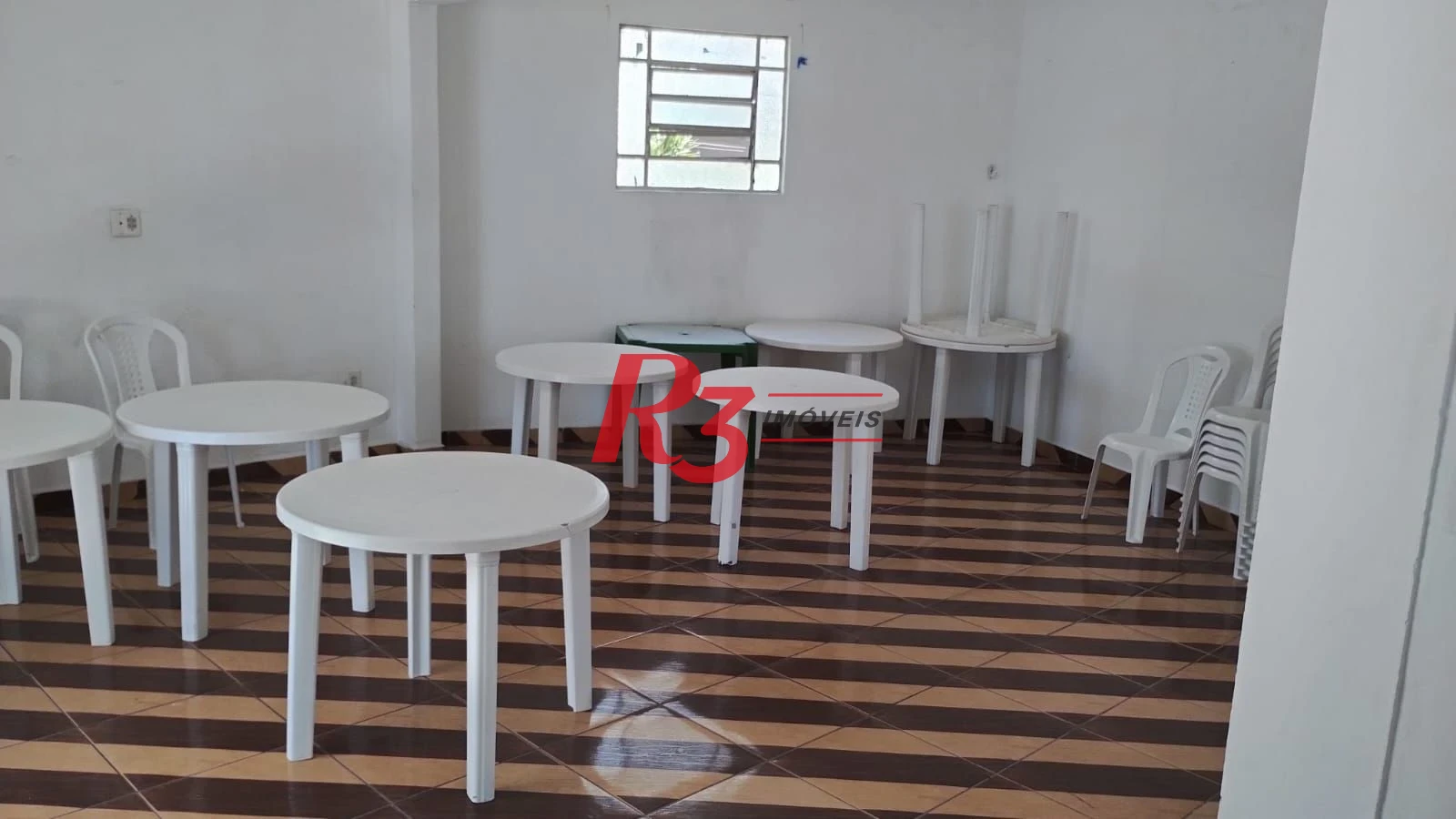 Apartamento com 3 dormitórios à venda, 125 m² por R$ 410.000,00 - Centro - São Vicente/SP