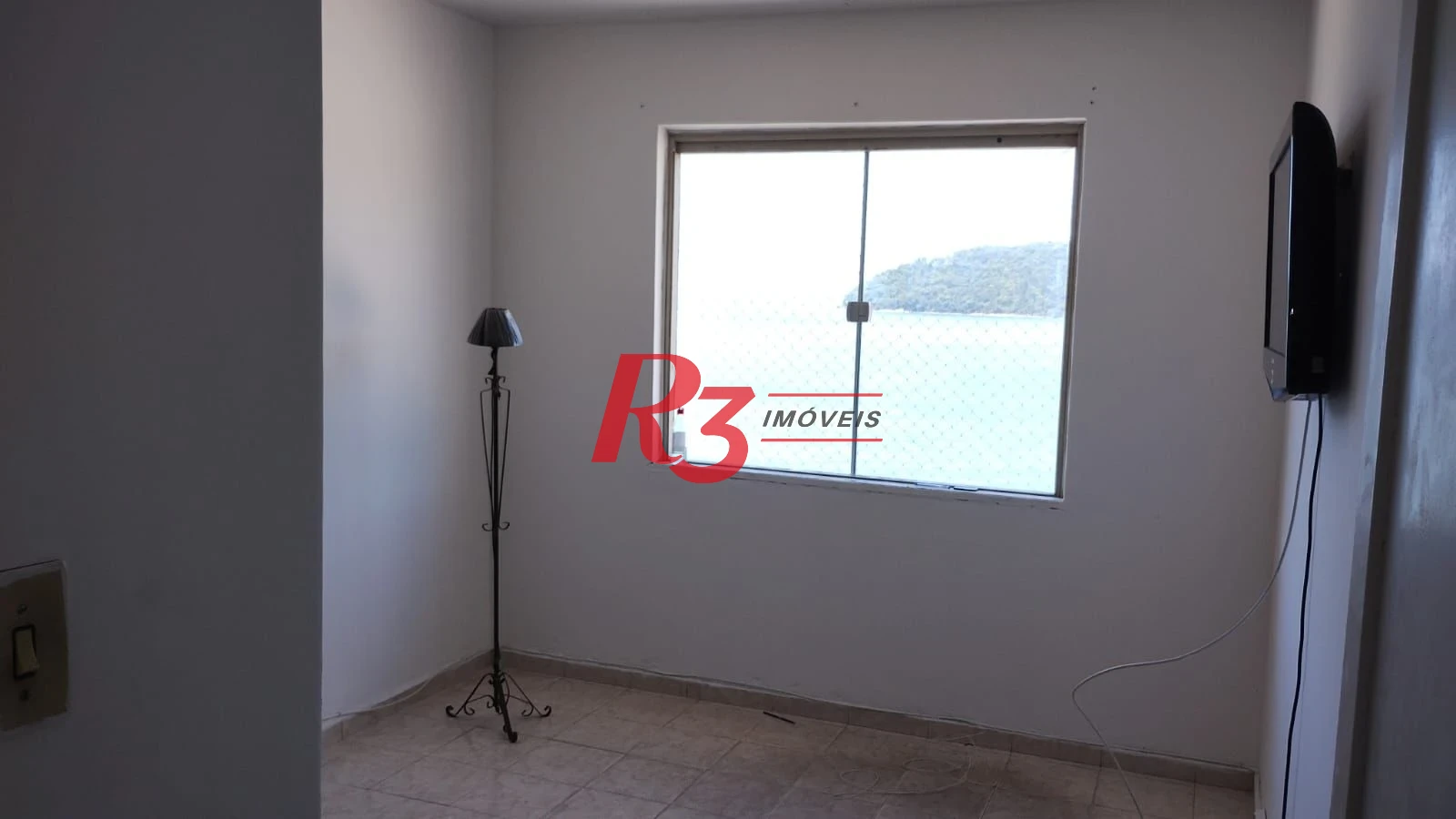Apartamento com 3 dormitórios à venda, 125 m² por R$ 410.000,00 - Centro - São Vicente/SP