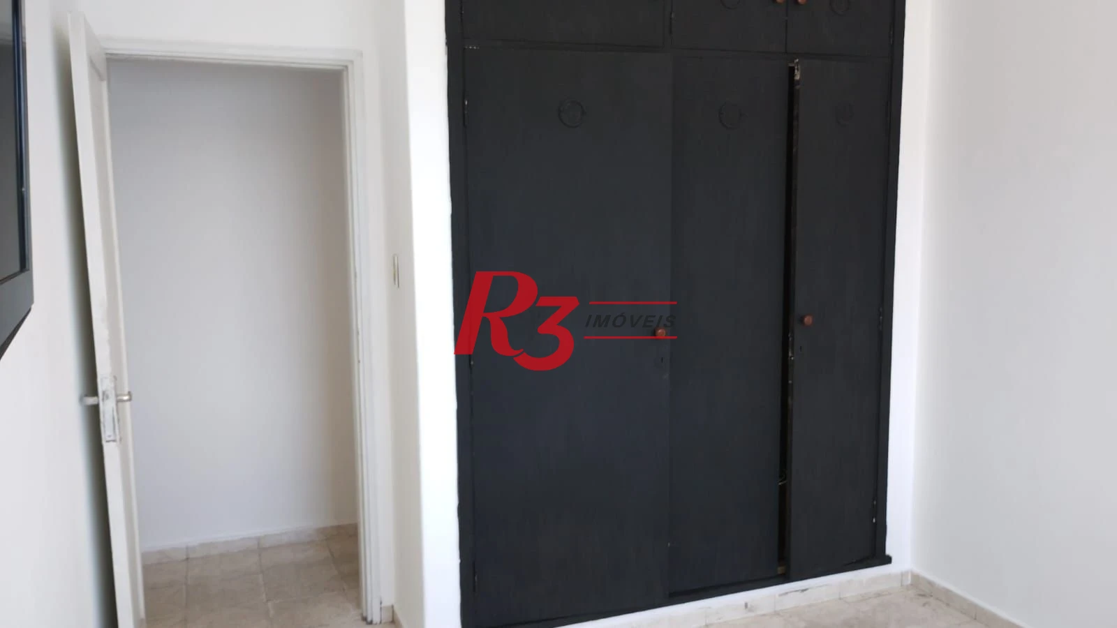 Apartamento com 3 dormitórios à venda, 125 m² por R$ 410.000,00 - Centro - São Vicente/SP