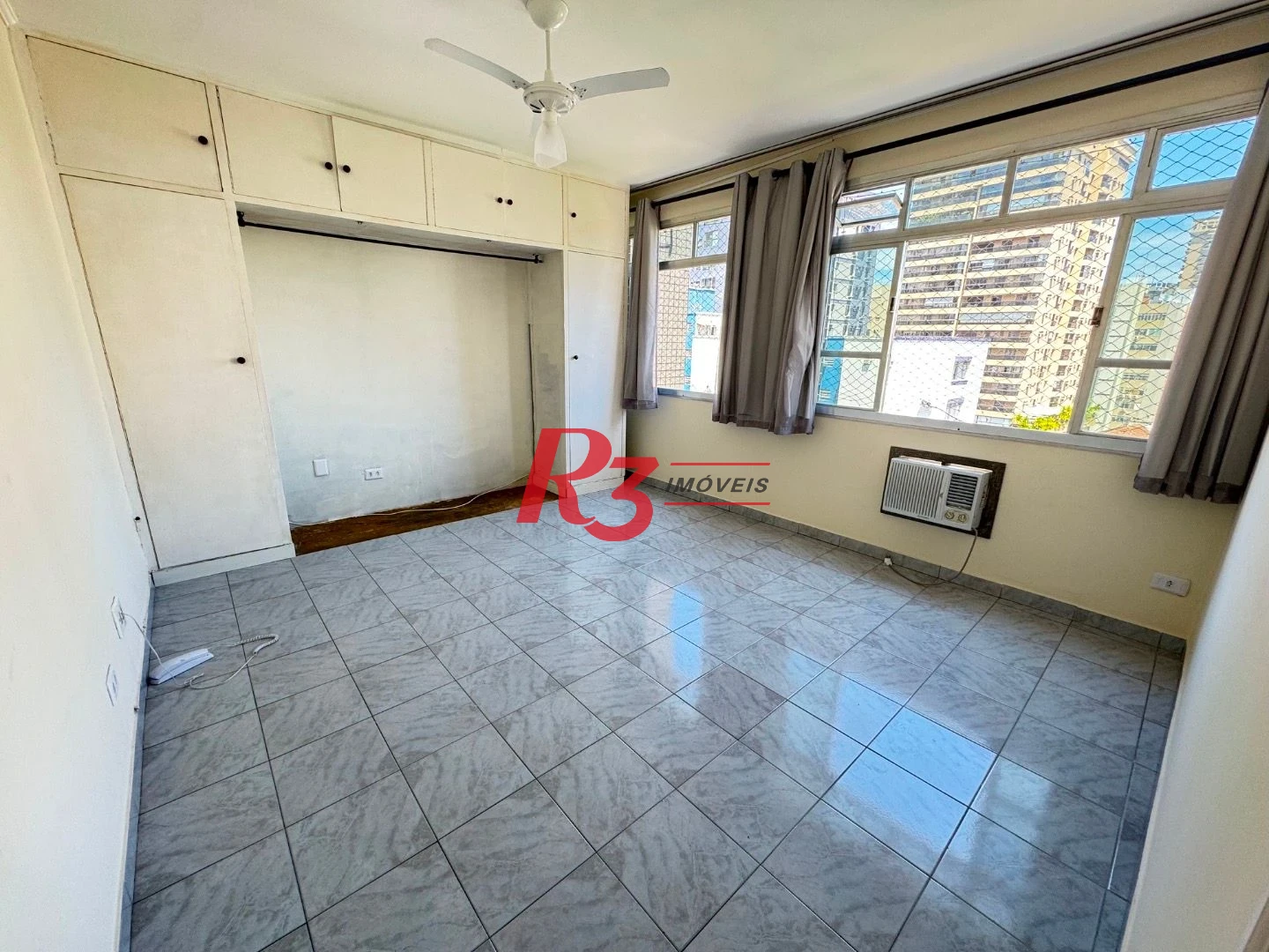Studio à venda, 40 m² por R$ 325.000,00 - Ponta da Praia - Santos/SP