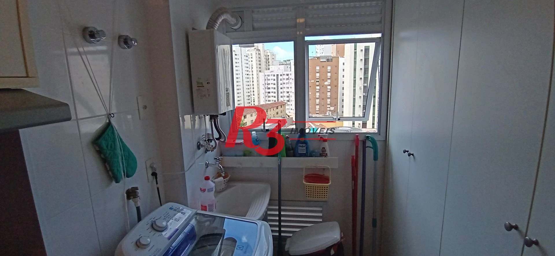 Apartamento com 2 dormitórios à venda, 69 m² por R$ 960.000,00 - Boqueirão - Santos/SP