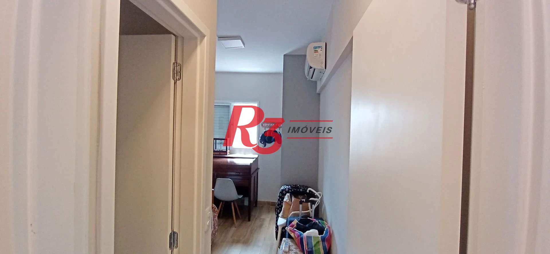 Apartamento com 2 dormitórios à venda, 69 m² por R$ 960.000,00 - Boqueirão - Santos/SP