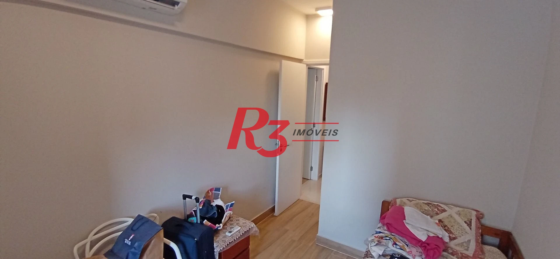Apartamento com 2 dormitórios à venda, 69 m² por R$ 960.000,00 - Boqueirão - Santos/SP