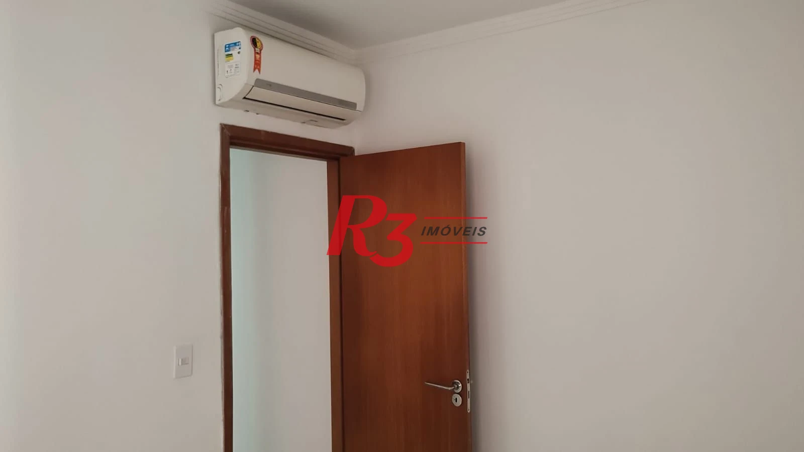 Apartamento com 1 dormitório à venda, 36 m² por R$ 330.000,00 - José Menino - Santos/SP