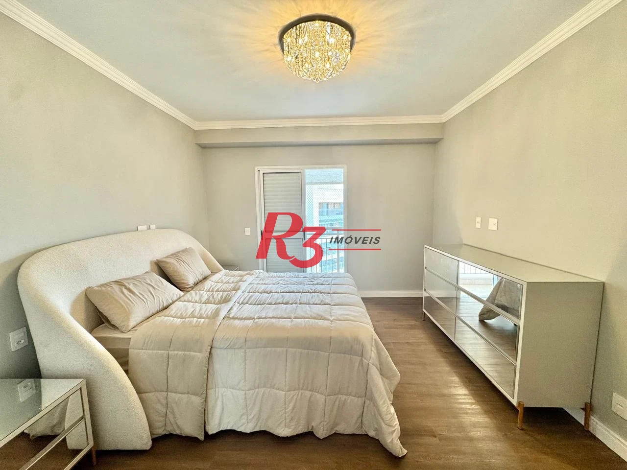 Cobertura com 5 dormitórios à venda, 265 m² por R$ 3.750.000,00 - Gonzaga - Santos/SP