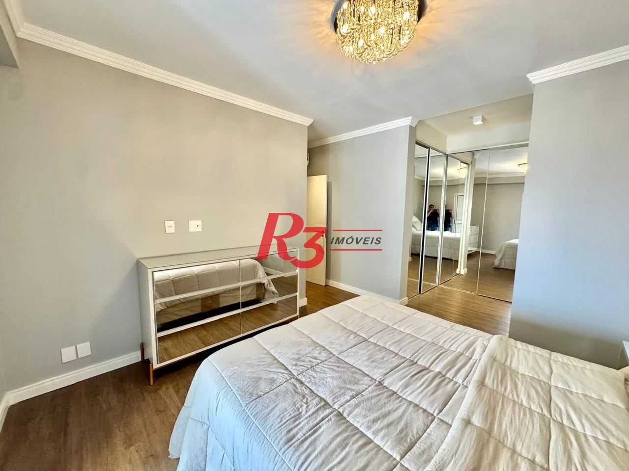 Cobertura com 5 dormitórios à venda, 265 m² por R$ 3.750.000,00 - Gonzaga - Santos/SP