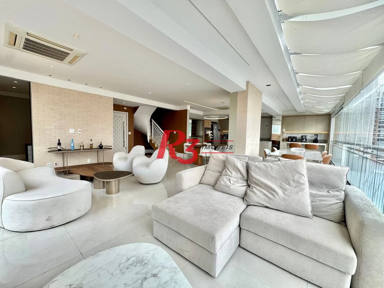 Cobertura com 5 dormitórios à venda, 265 m² por R$ 3.750.000,00 - Gonzaga - Santos/SP