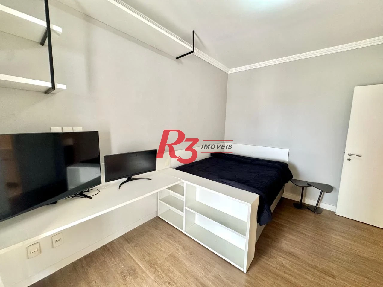 Cobertura com 5 dormitórios à venda, 265 m² por R$ 3.750.000,00 - Gonzaga - Santos/SP