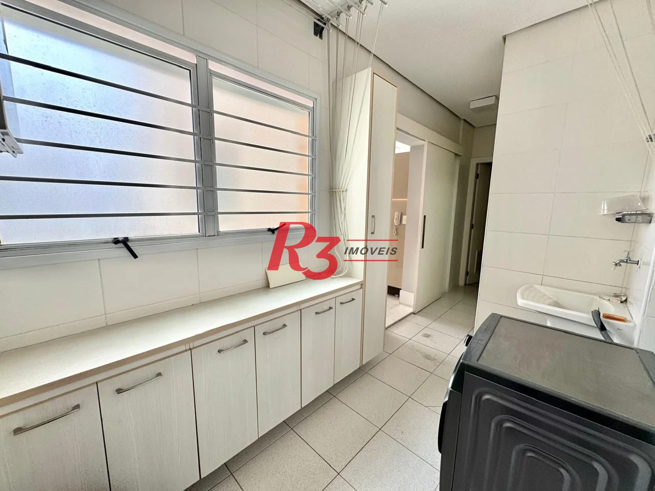 Cobertura com 5 dormitórios à venda, 265 m² por R$ 3.750.000,00 - Gonzaga - Santos/SP