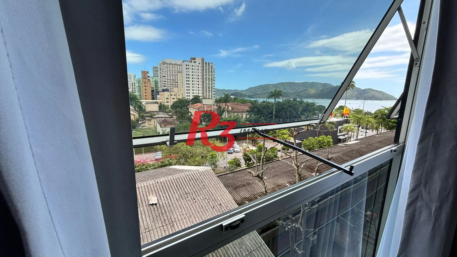 Apartamento com 1 dormitório para alugar, 62 m² por R$ 4.500,00/mês - Aparecida - Santos/SP