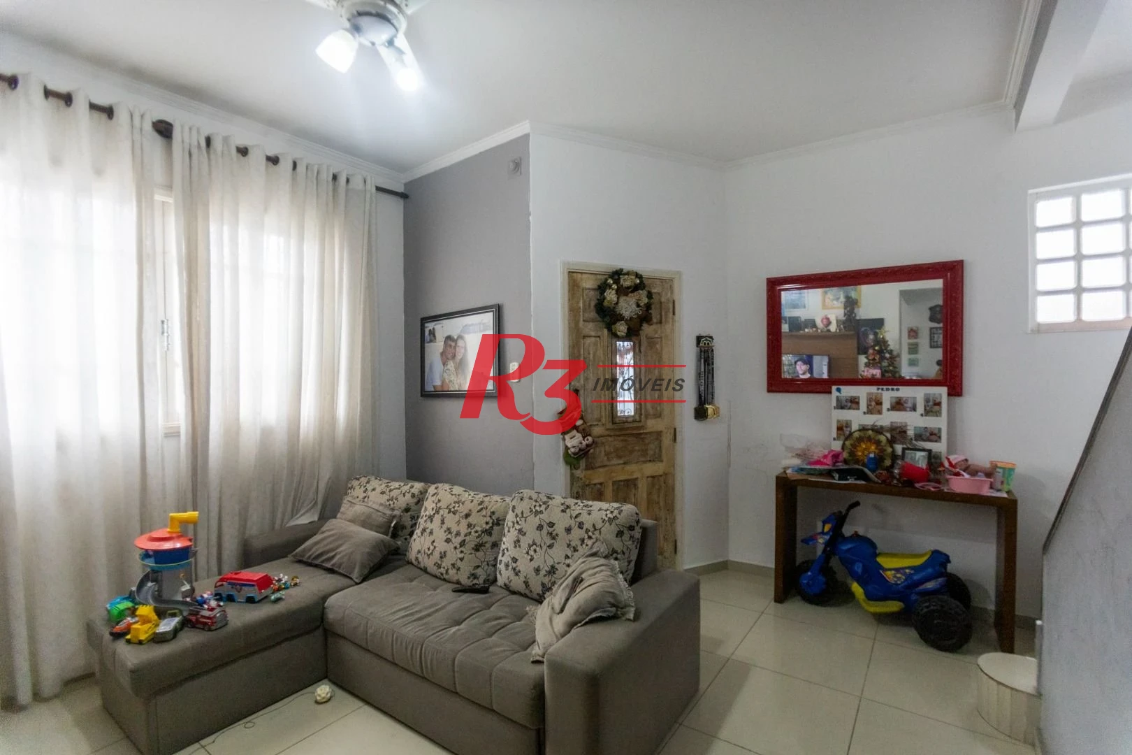Casa com 2 dormitórios à venda, 110 m² por R$ 330.000,00 - Estuário - Santos/SP