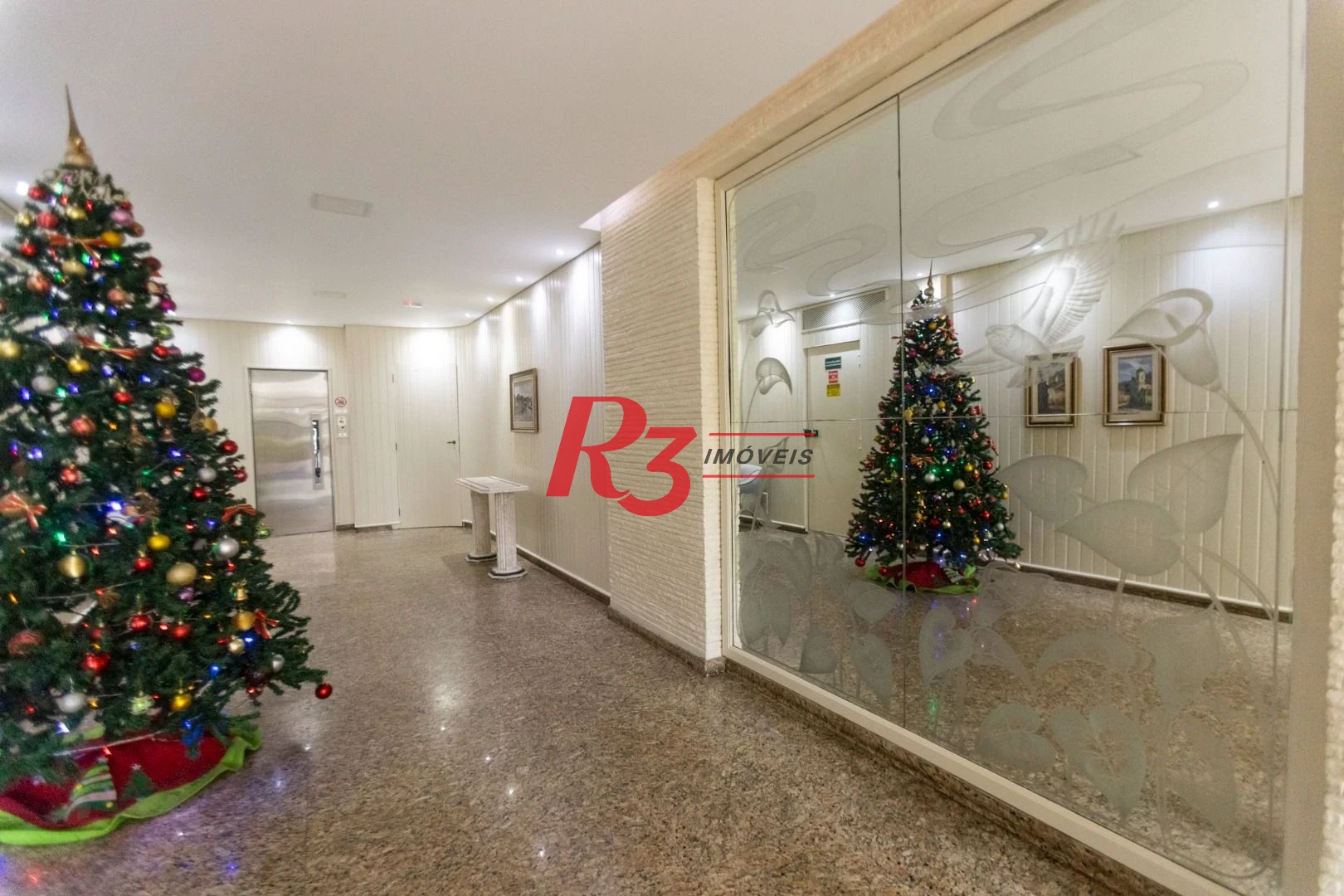 Apartamento com 3 dormitórios à venda, 153 m² por R$ 890.000,00 - Gonzaga - Santos/SP