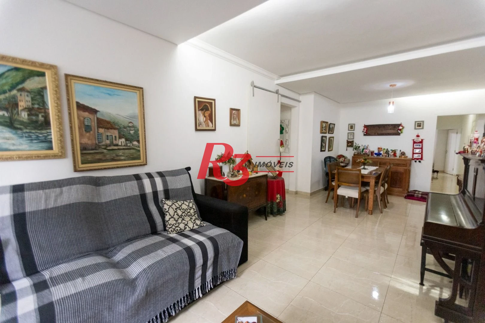 Apartamento com 3 dormitórios à venda, 153 m² por R$ 890.000,00 - Gonzaga - Santos/SP