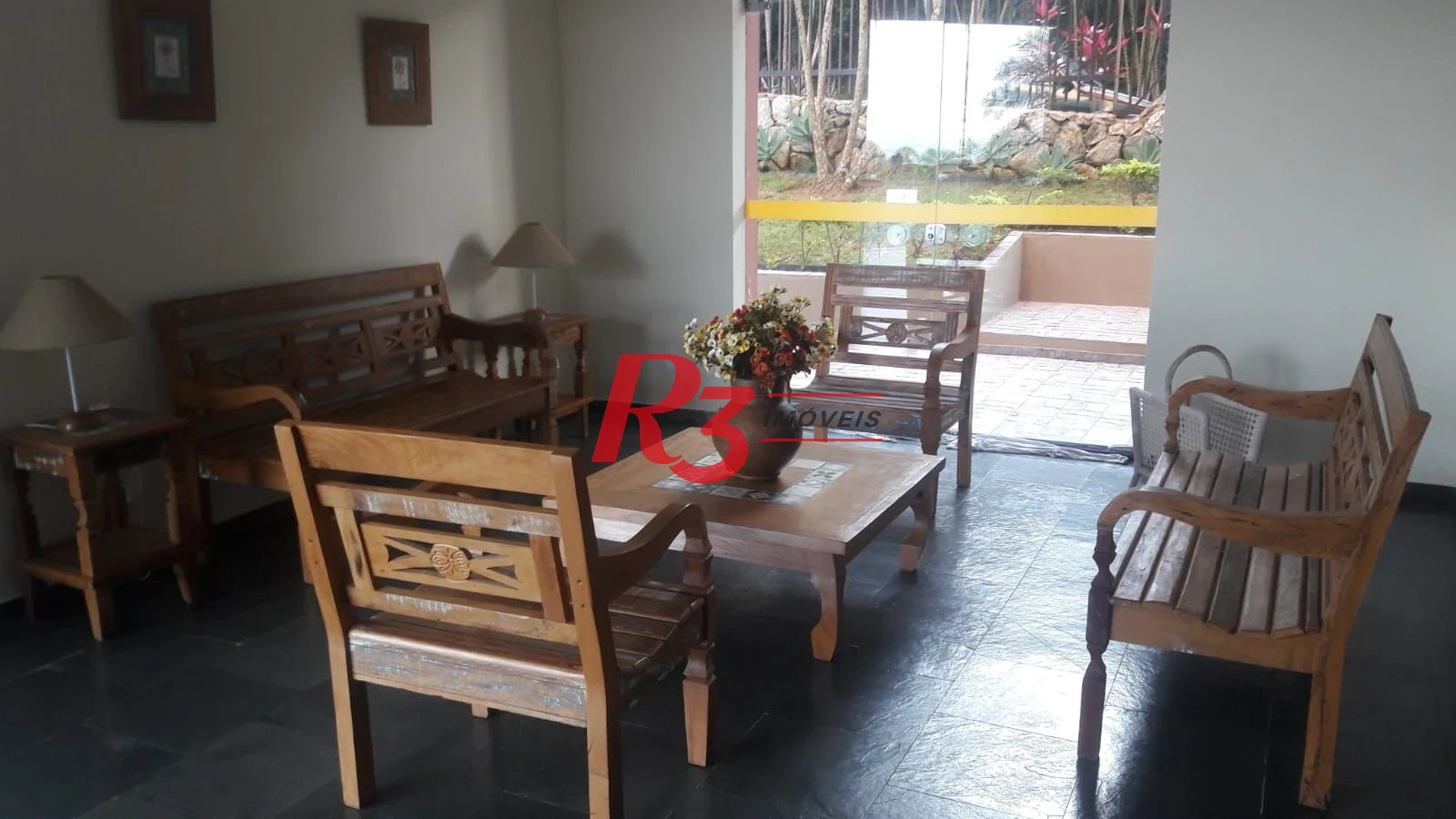 Cobertura com 5 dormitórios à venda, 529 m² por R$ 1.600.000,00 - Morro Sorocotuba - Guarujá/SP