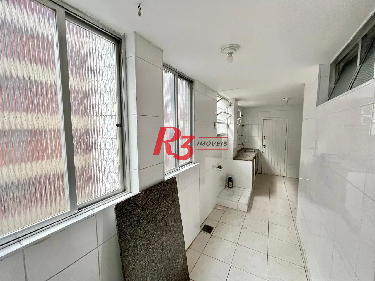 Apartamento à venda, 90 m² por R$ 599.000,00 - Embaré - Santos/SP