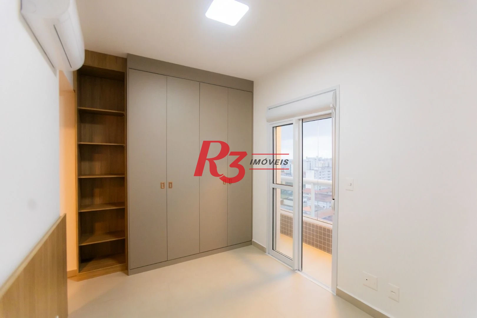 Apartamento para alugar, 81 m² por R$ 8.500,00/mês - Boqueirão - Santos/SP