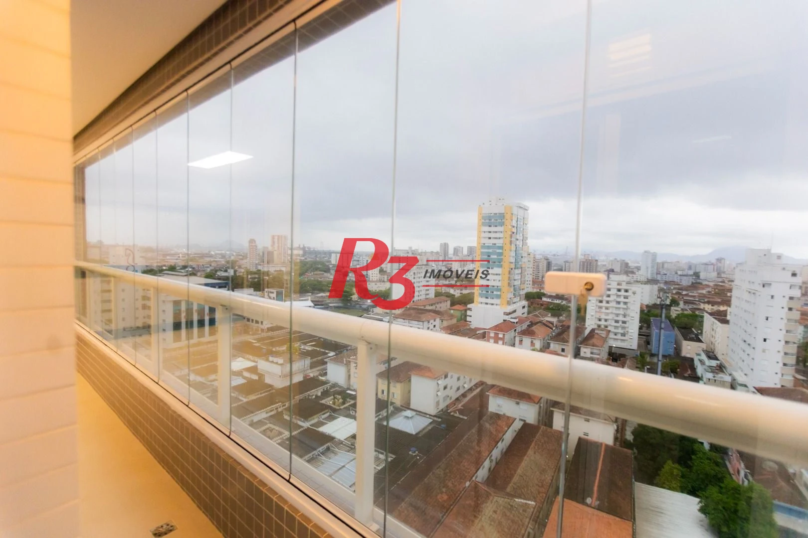 Apartamento para alugar, 81 m² por R$ 8.500,00/mês - Boqueirão - Santos/SP