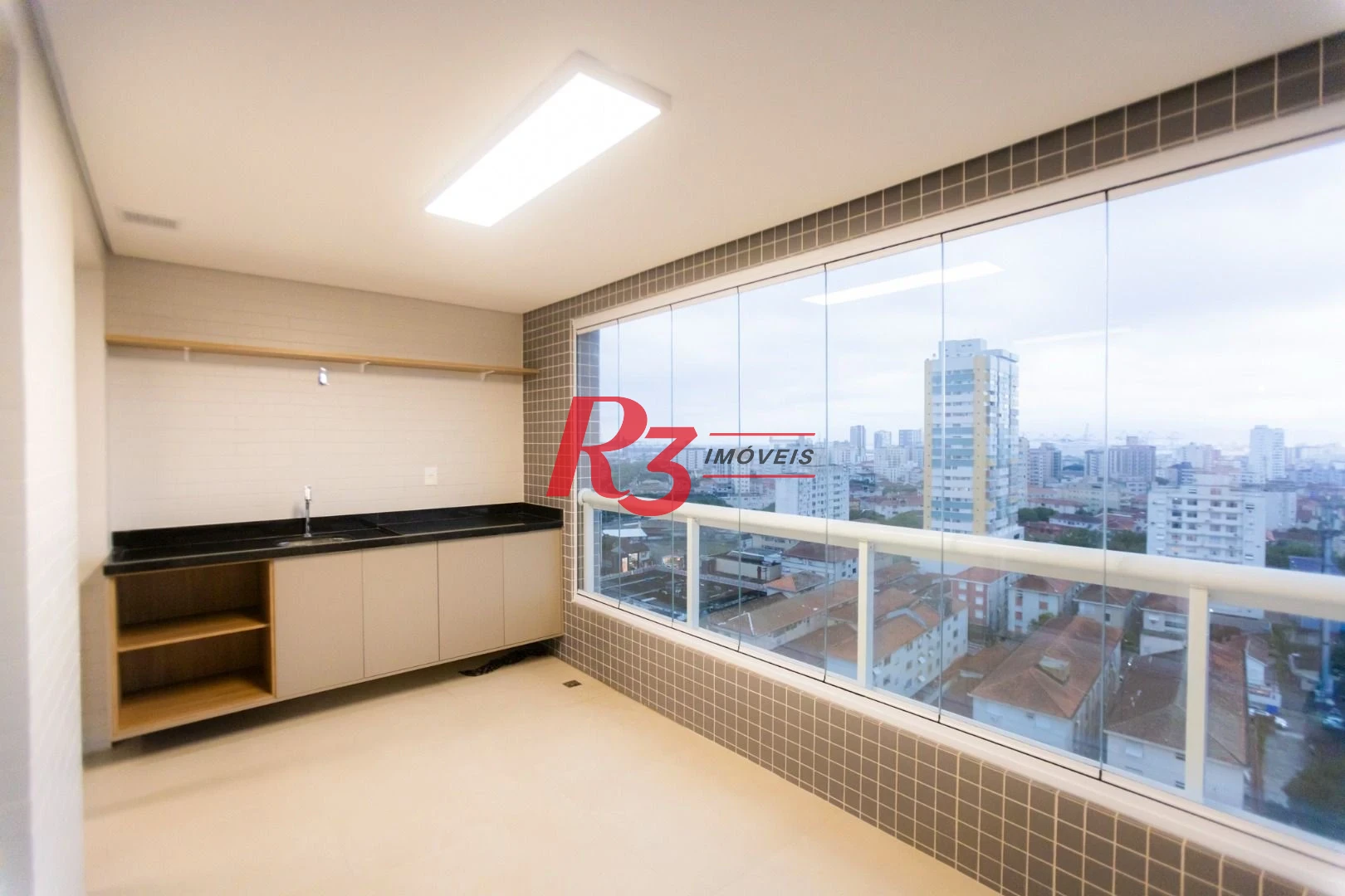Apartamento para alugar, 81 m² por R$ 8.500,00/mês - Boqueirão - Santos/SP