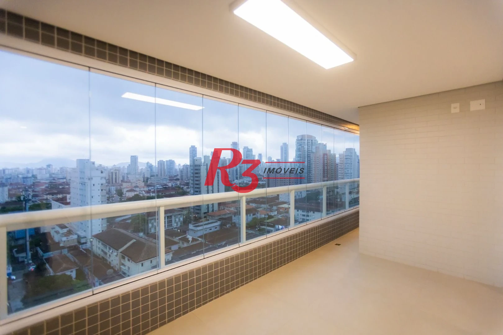 Apartamento para alugar, 81 m² por R$ 8.500,00/mês - Boqueirão - Santos/SP