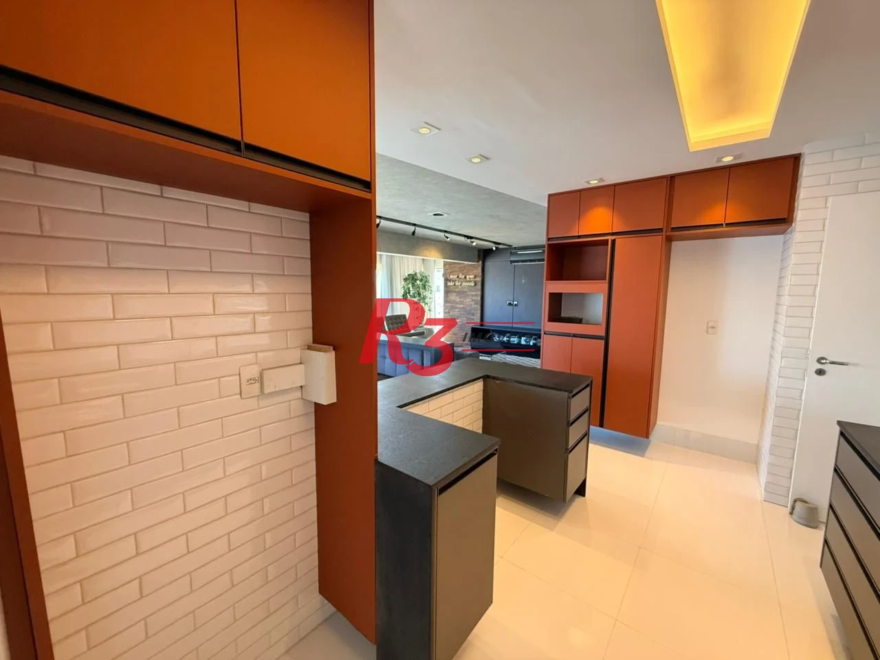 Apartamento com 3 dormitórios à venda, 171 m² por R$ 2.790.000,00 - Embaré - Santos/SP