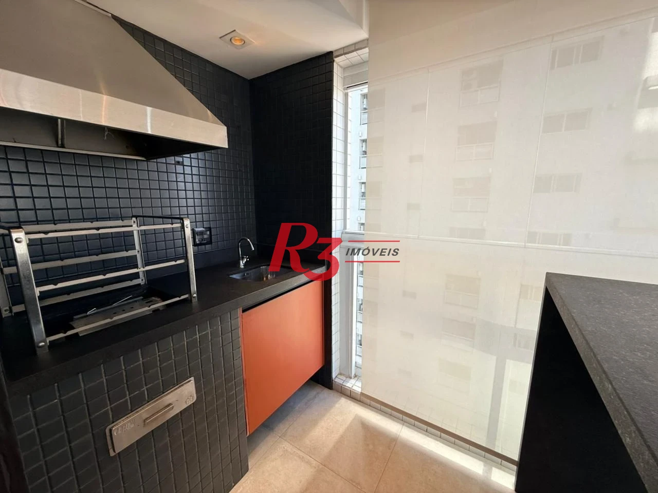 Apartamento com 3 dormitórios à venda, 171 m² por R$ 2.790.000,00 - Embaré - Santos/SP