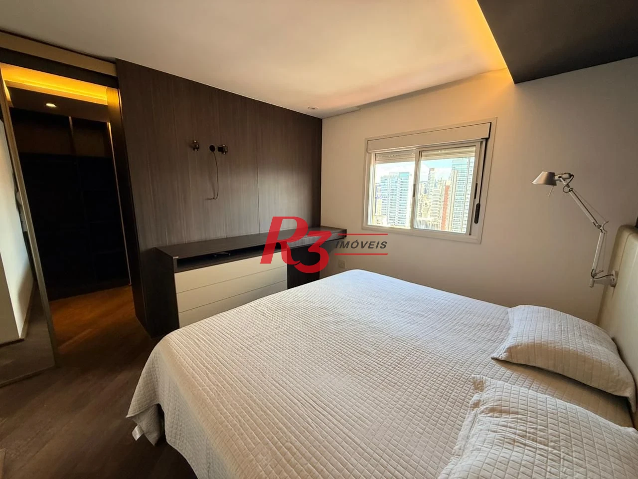 Apartamento com 3 dormitórios à venda, 171 m² por R$ 2.790.000,00 - Embaré - Santos/SP