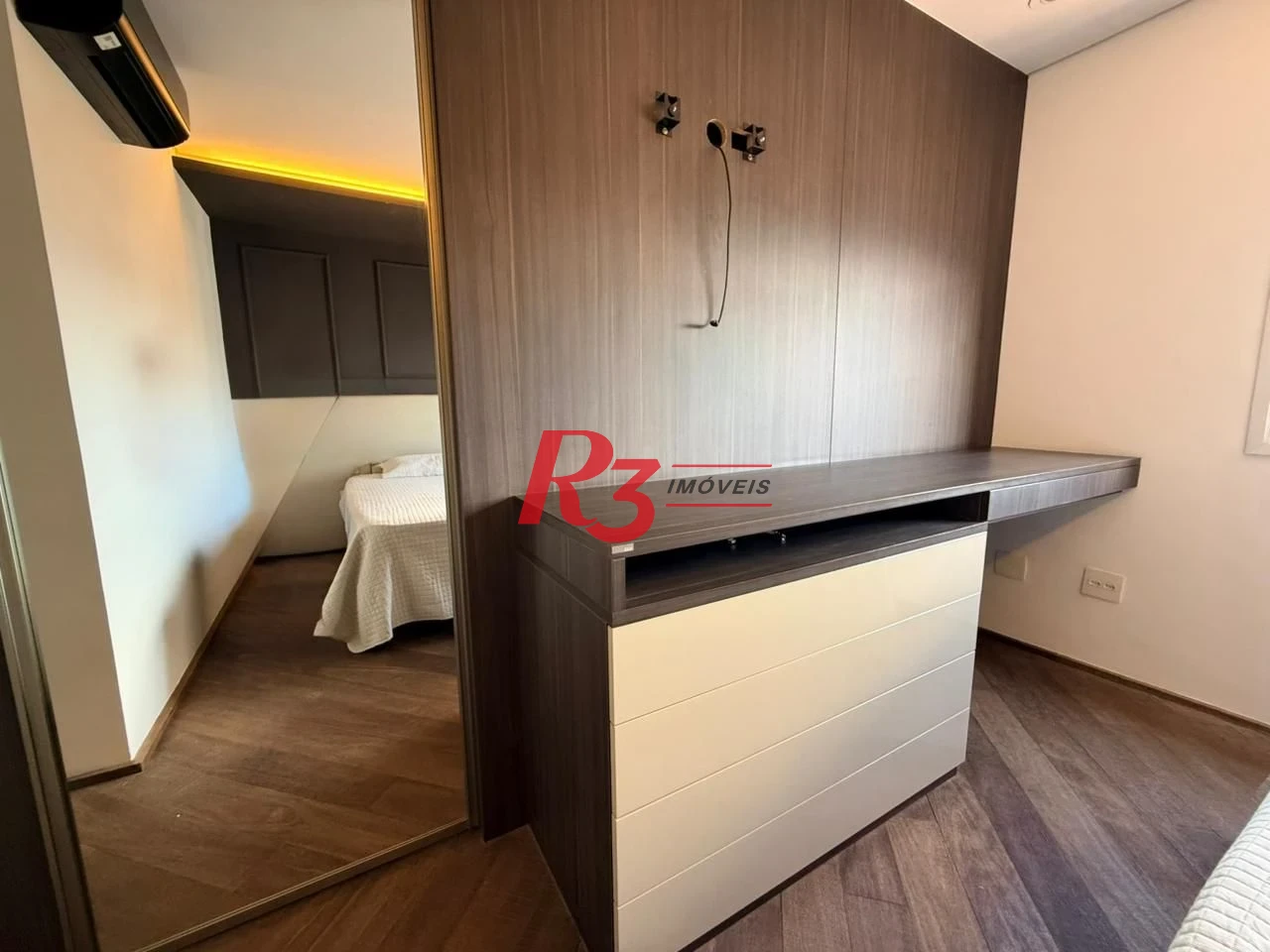 Apartamento com 3 dormitórios à venda, 171 m² por R$ 2.790.000,00 - Embaré - Santos/SP