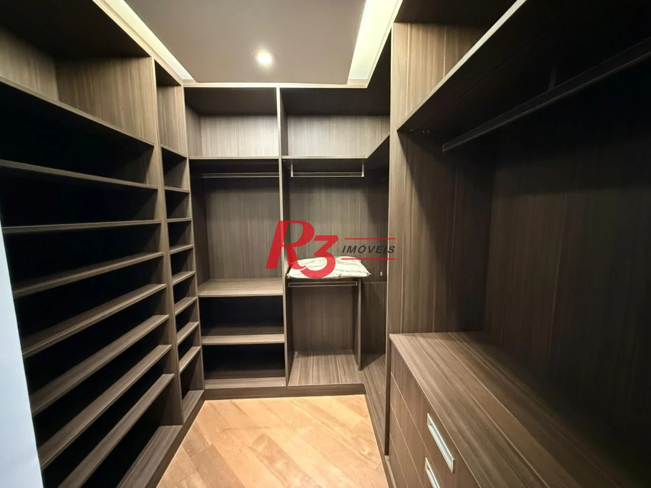 Apartamento com 3 dormitórios à venda, 171 m² por R$ 2.790.000,00 - Embaré - Santos/SP