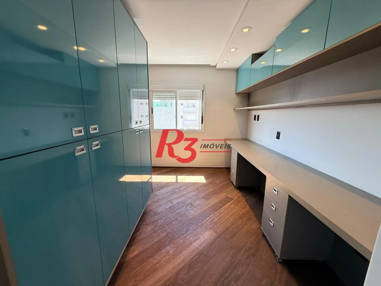 Apartamento com 3 dormitórios à venda, 171 m² por R$ 2.790.000,00 - Embaré - Santos/SP