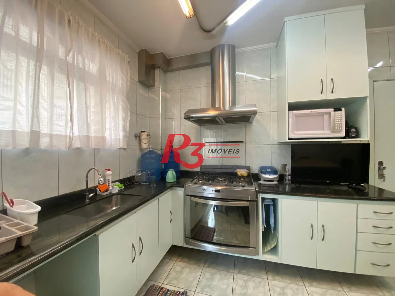Apartamento com 3 dormitórios à venda, 175 m² por R$ 1.179.990,00 - Gonzaga - Santos/SP