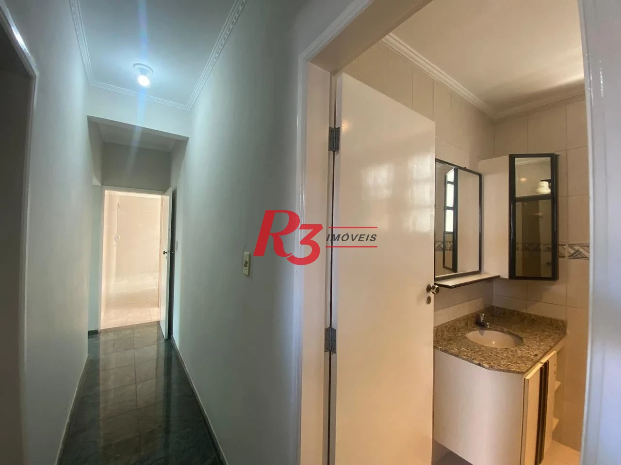 Apartamento com 3 dormitórios, 146 m² - venda por R$ 689.990,00 ou aluguel por R$ 5.896,00/mês - Embaré - Santos/SP