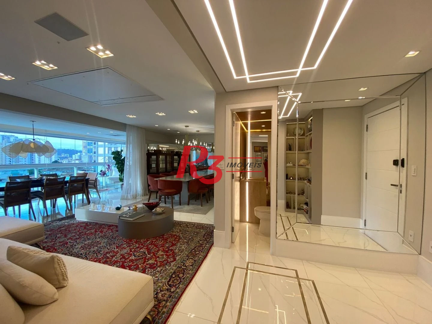 Apartamento com 3 dormitórios à venda, 191 m² por R$ 3.849.990,00 - Embaré - Santos/SP