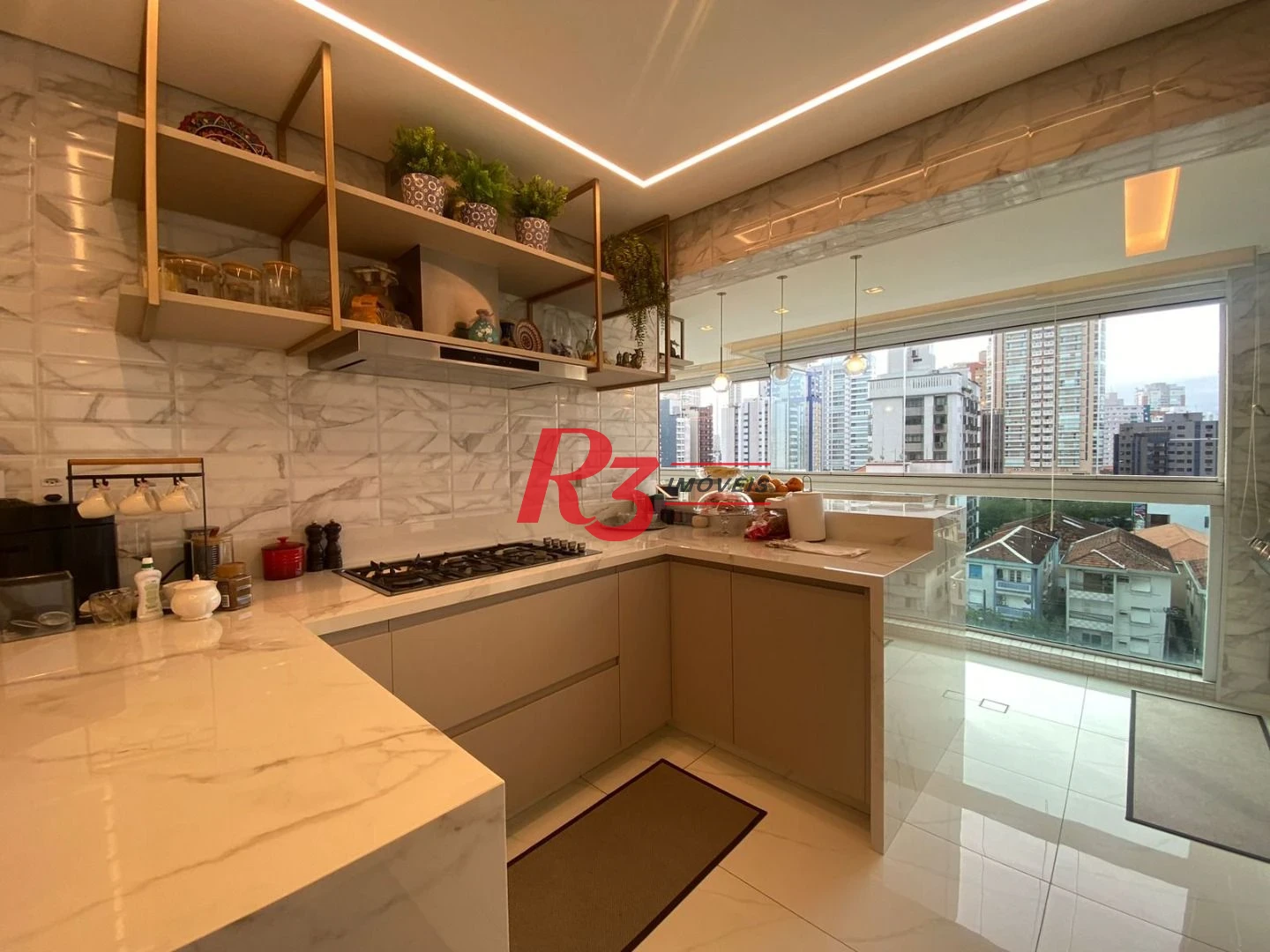Apartamento com 3 dormitórios à venda, 191 m² por R$ 3.849.990,00 - Embaré - Santos/SP