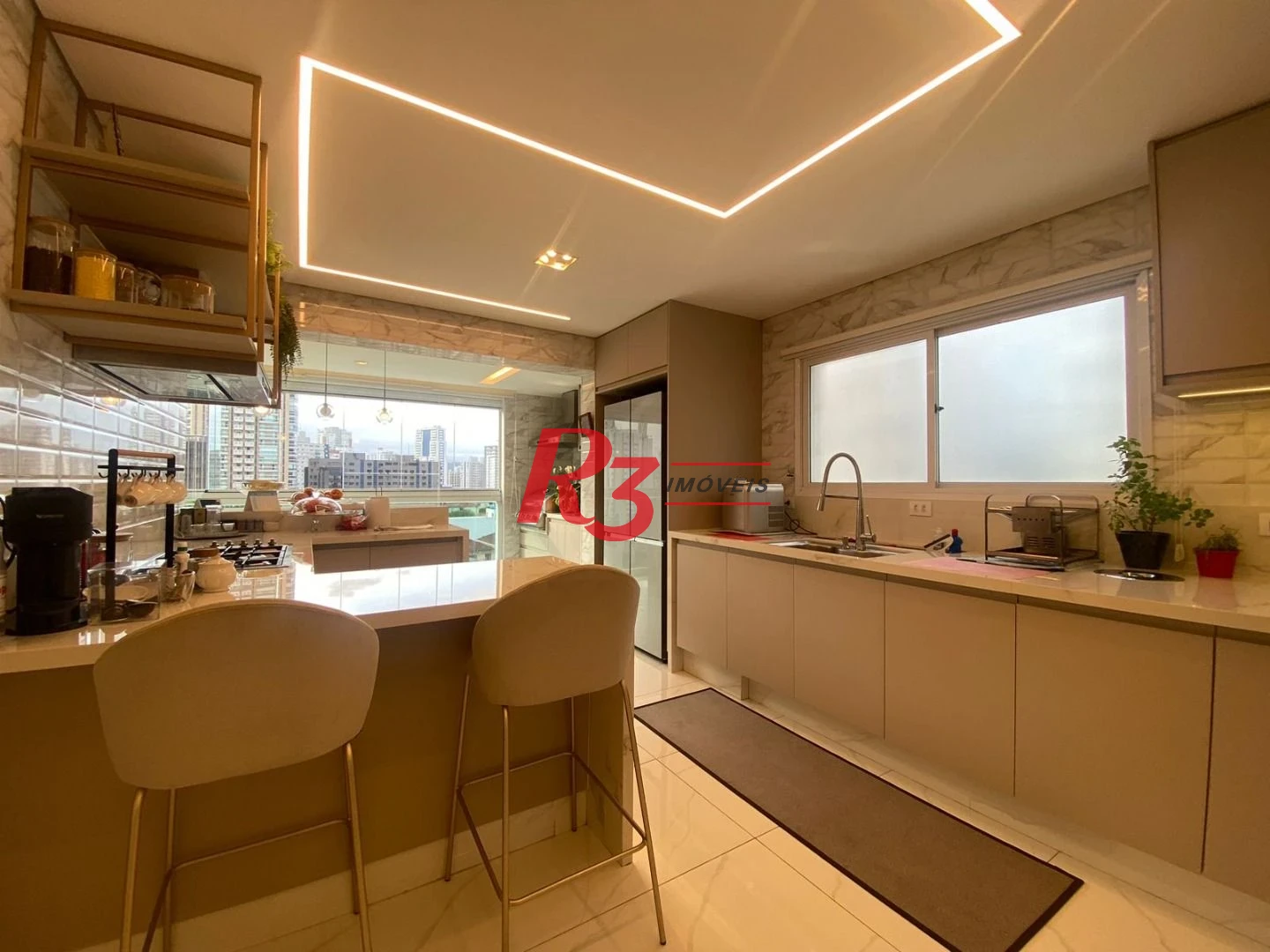 Apartamento com 3 dormitórios à venda, 191 m² por R$ 3.849.990,00 - Embaré - Santos/SP